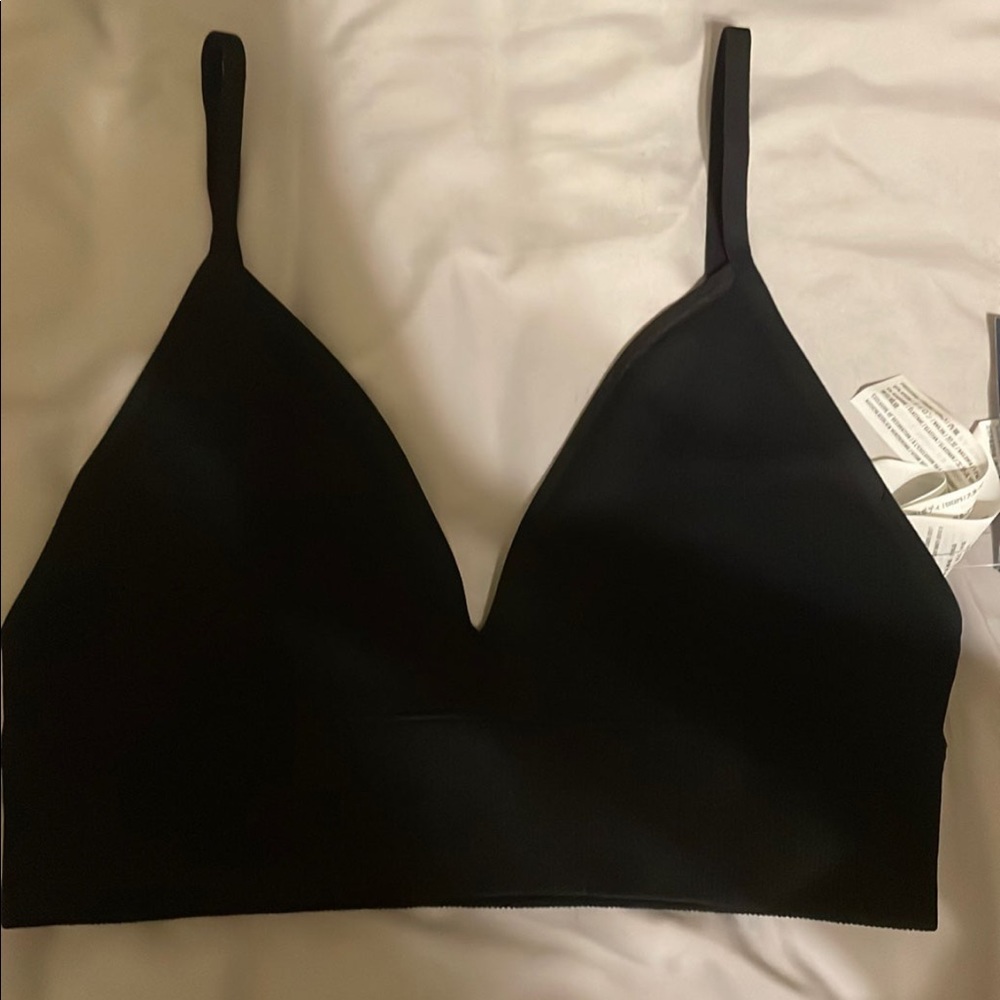 Abercrombie and Fitch bra cute and small black sports women bra comfortable soft